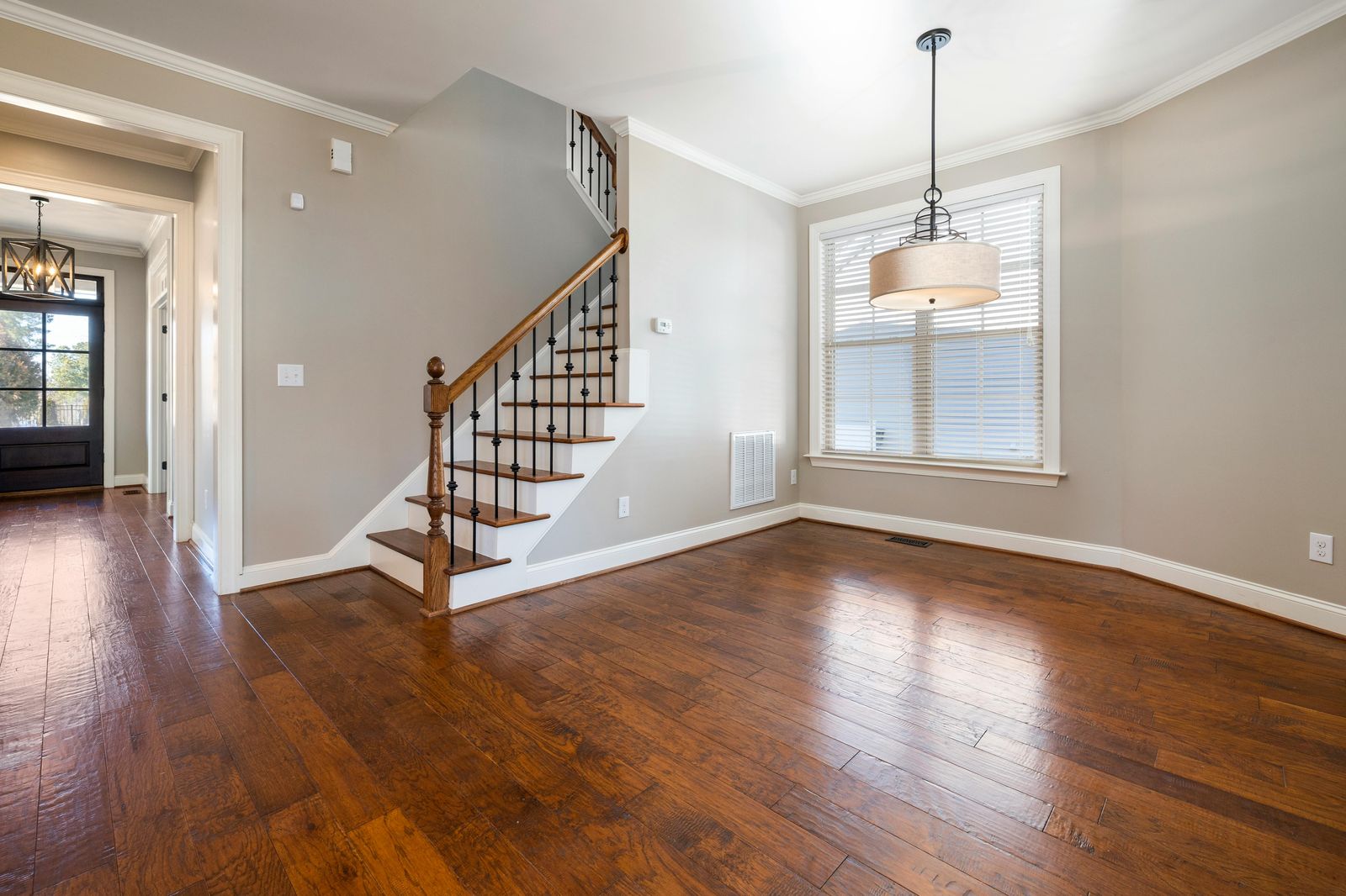 Clean empty Toronto home with hardwood floors after professional estate cleanout and property prep in GTA